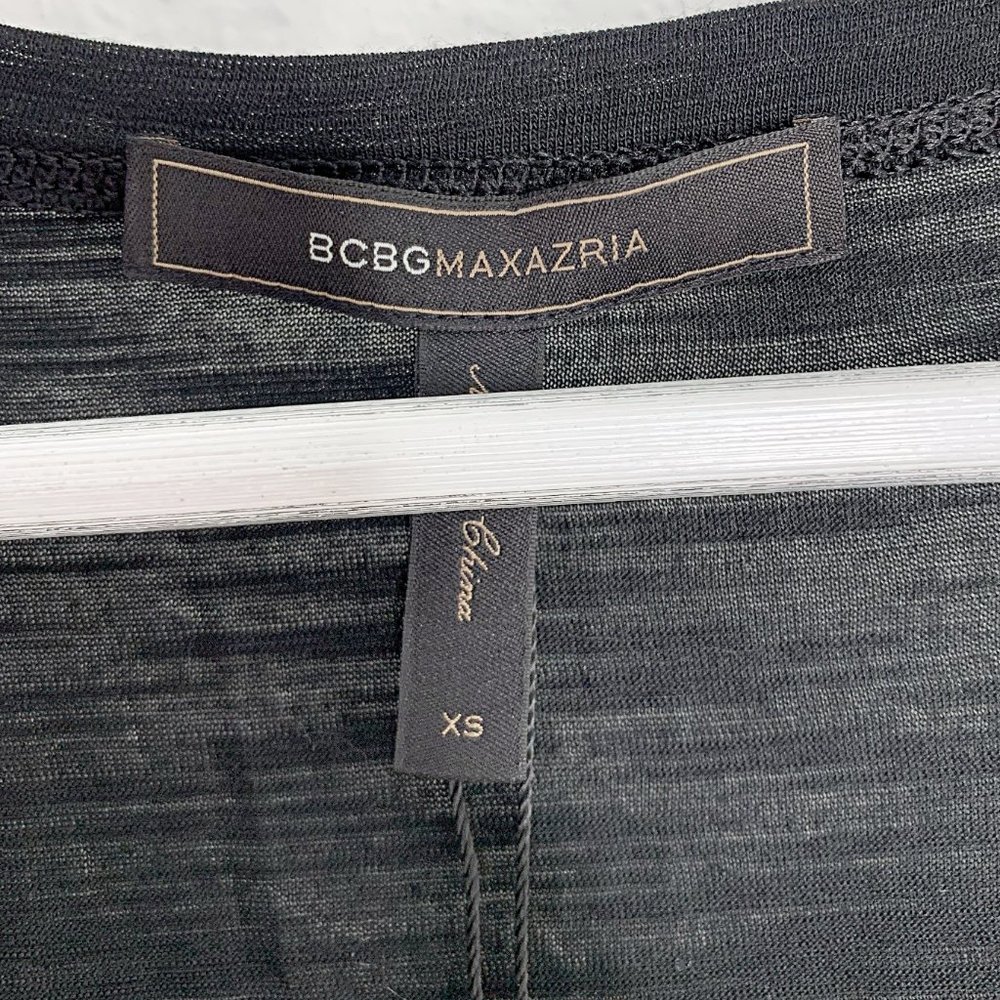 BCBGMAXAZRIA Anabella Pleated Cinch-Back Cap Sleeve Burnout Tee in Black - Picture 5 of 8